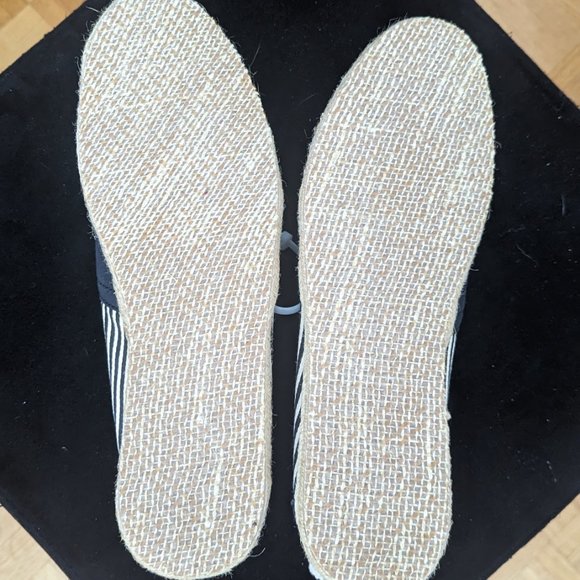 Women’s Striped black and white Toms - Picture 3 of 3